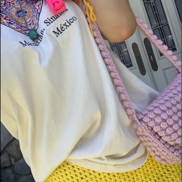 Crochet Bubble Bag - Picture 4 of 10